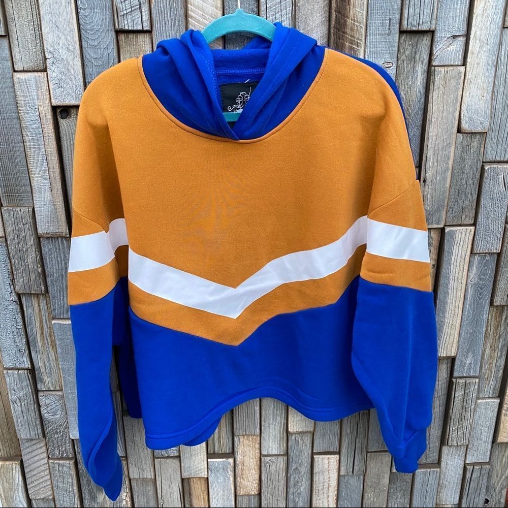Woman Plus Size 1x Cropped Hoodie Sweatshirt Top